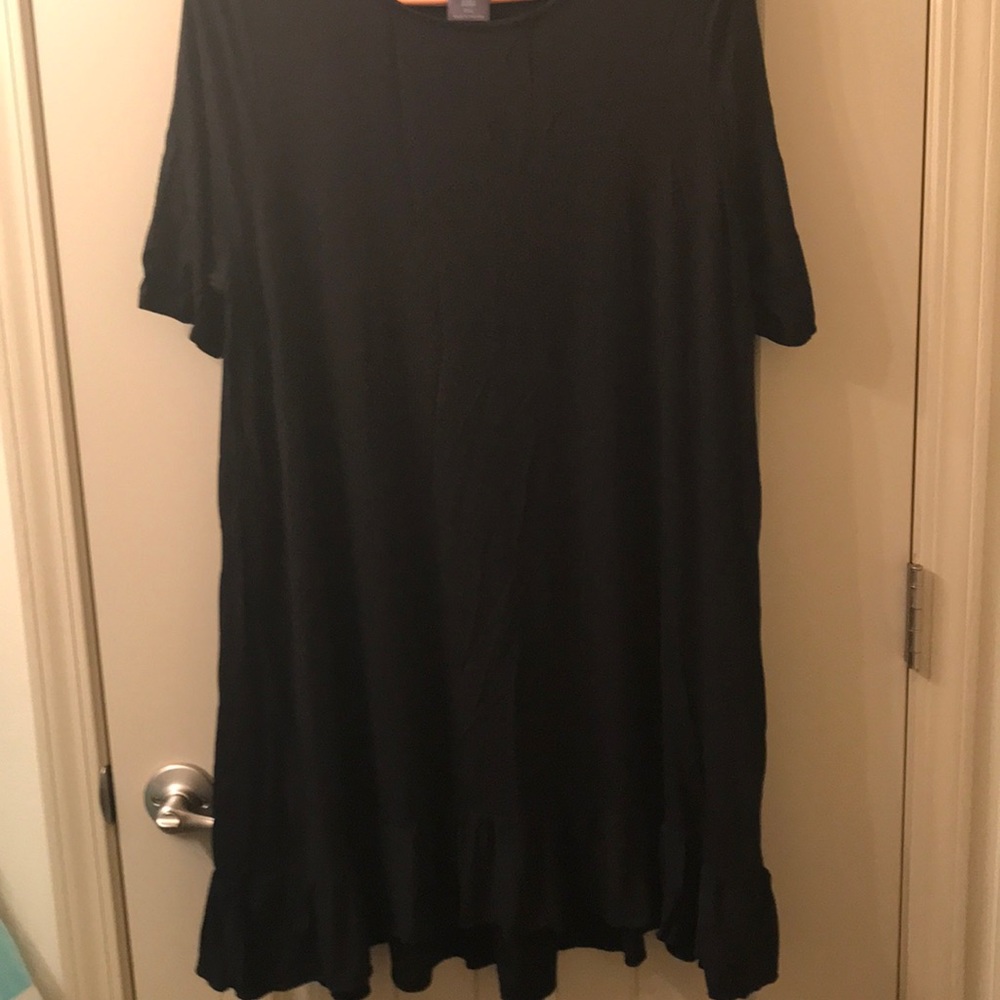 Agnes and Dora black ruffle tunic
